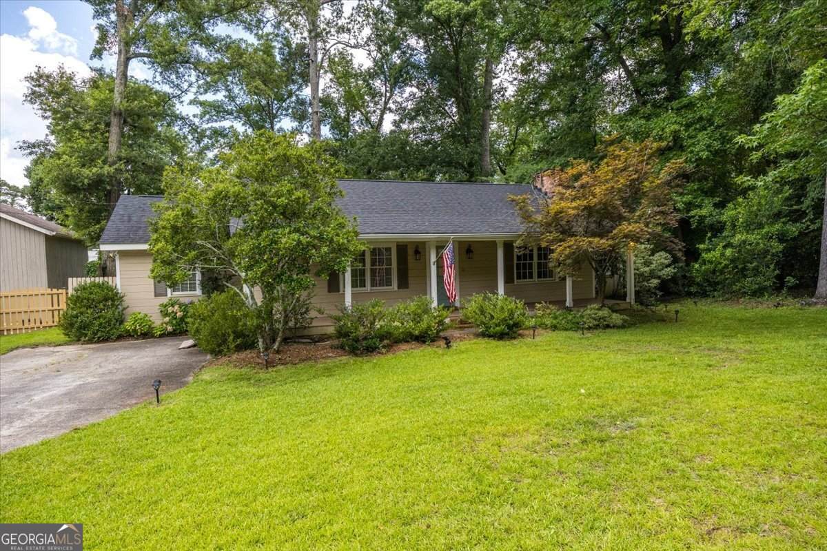 3240 Lousie Place - Photo 1