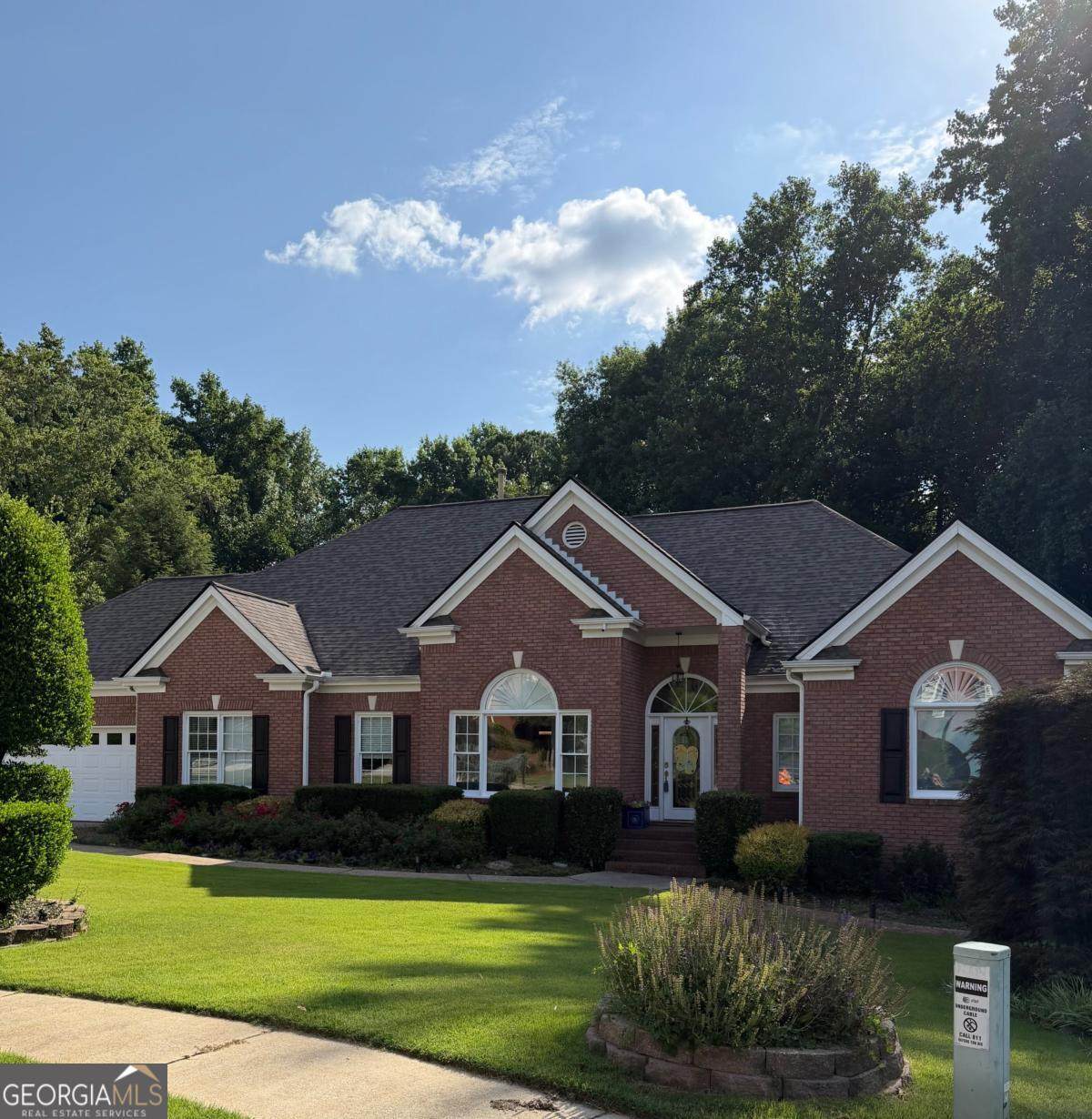 2652 Mayfield Drive - Photo 1