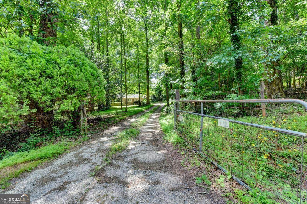 4690 Sewell Drive - Photo 1