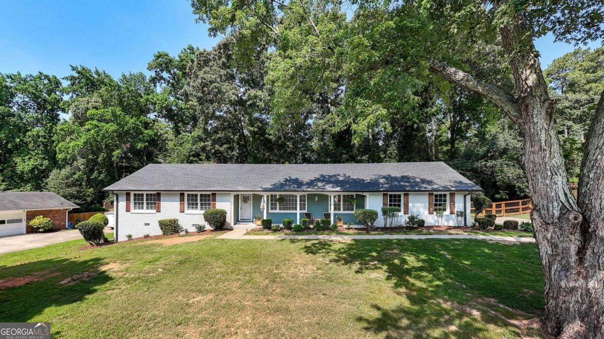 1256 Longwood Drive - Photo 1