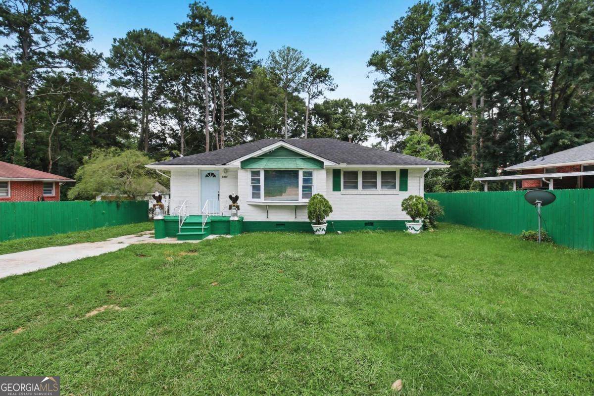 1101 Lloyd Drive - Photo 1