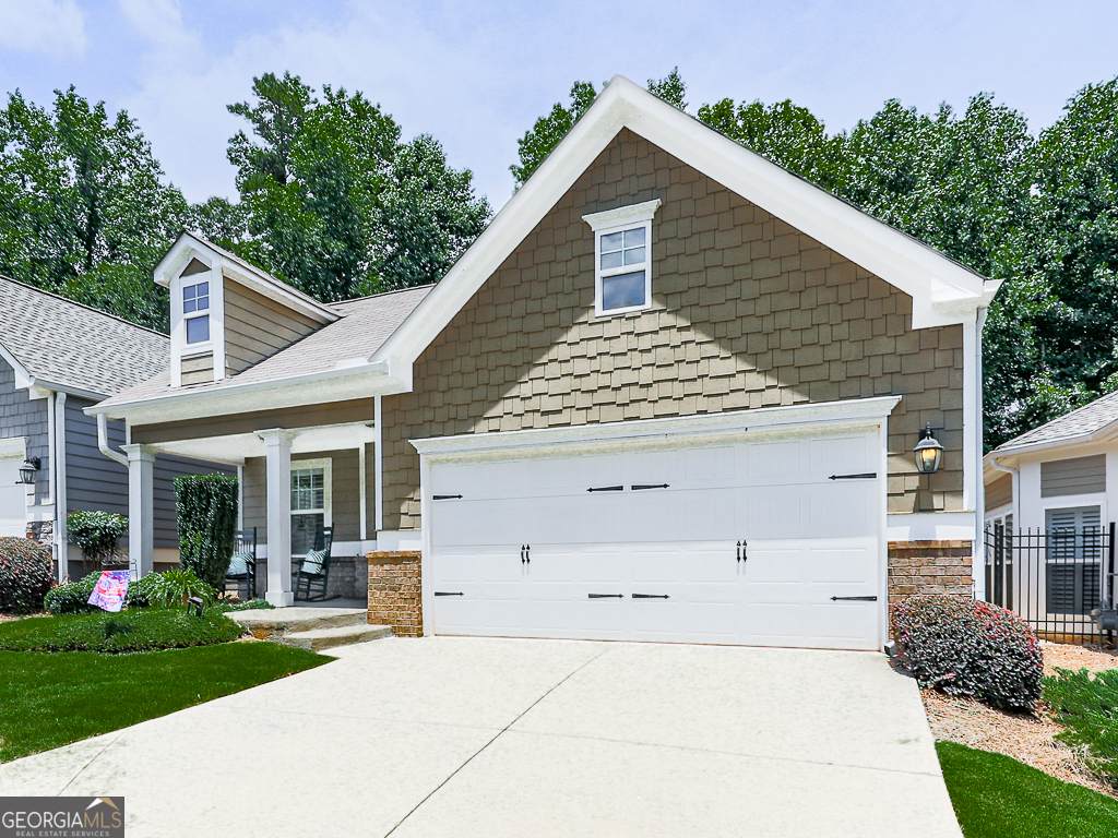 155 Abbey Circle - Photo 1