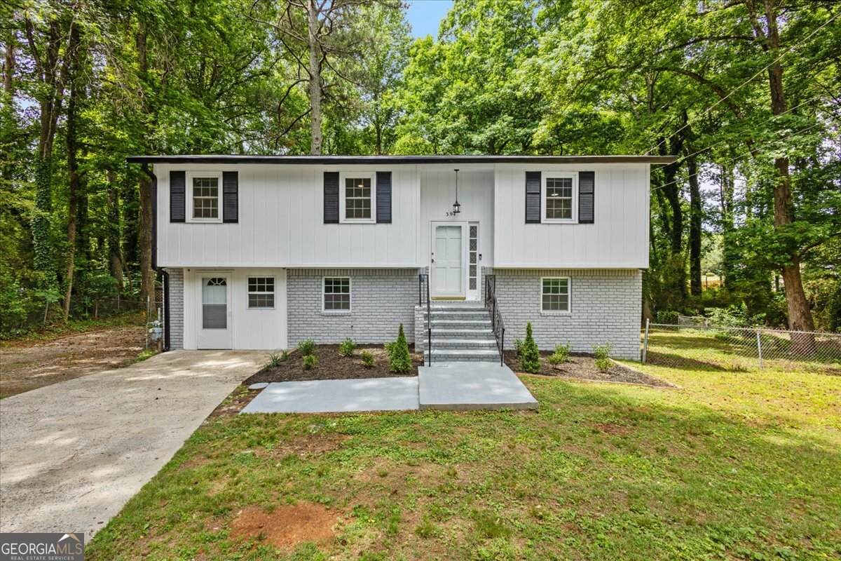 394 Burr Oak Court - Photo 1