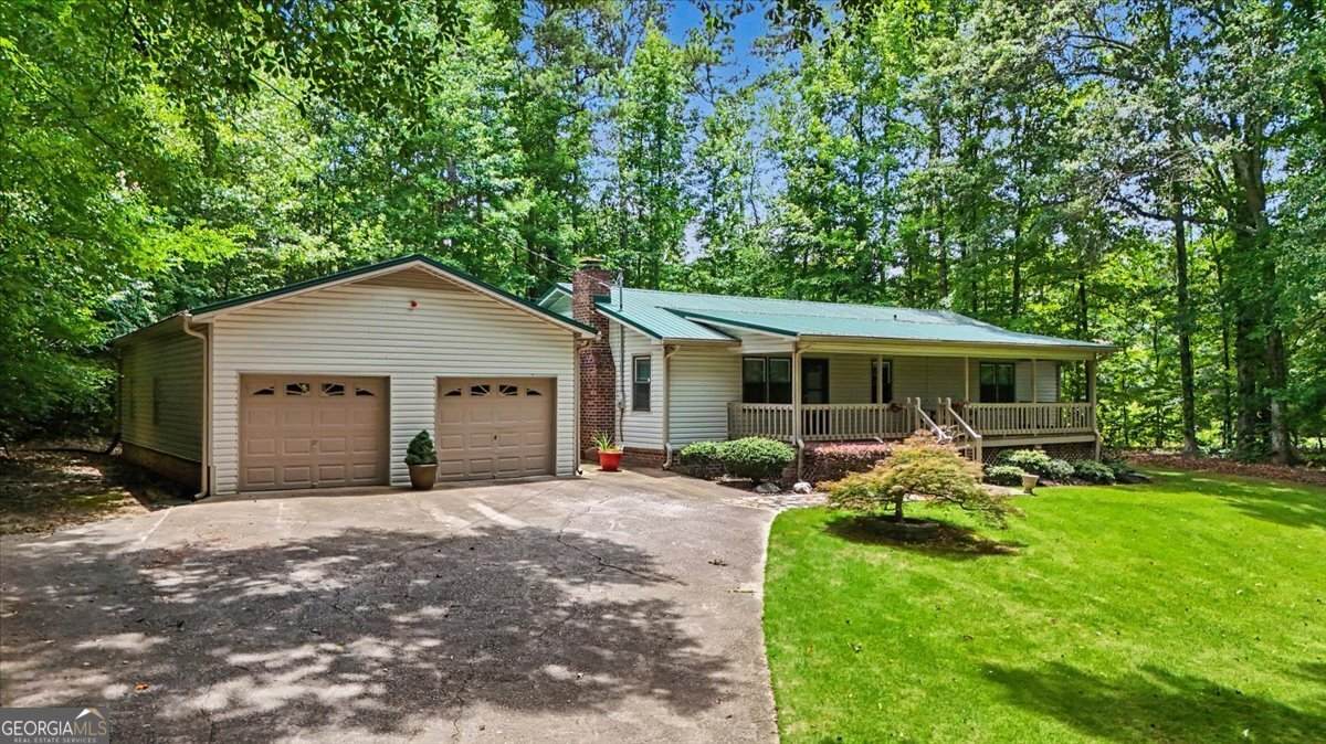 596 Morningside Drive - Photo 1