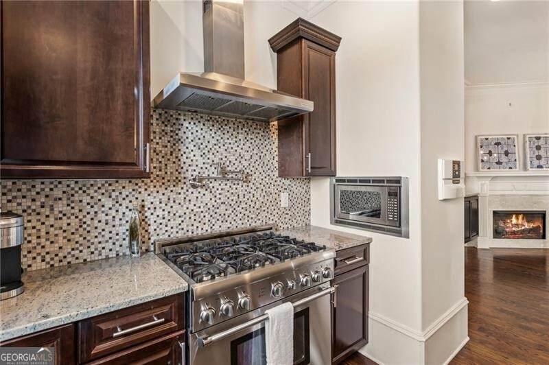 629 Boulevard - Photo 1