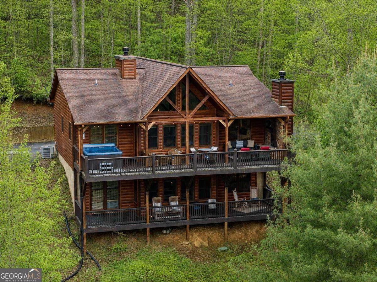 437 Spruce Circle - Photo 1