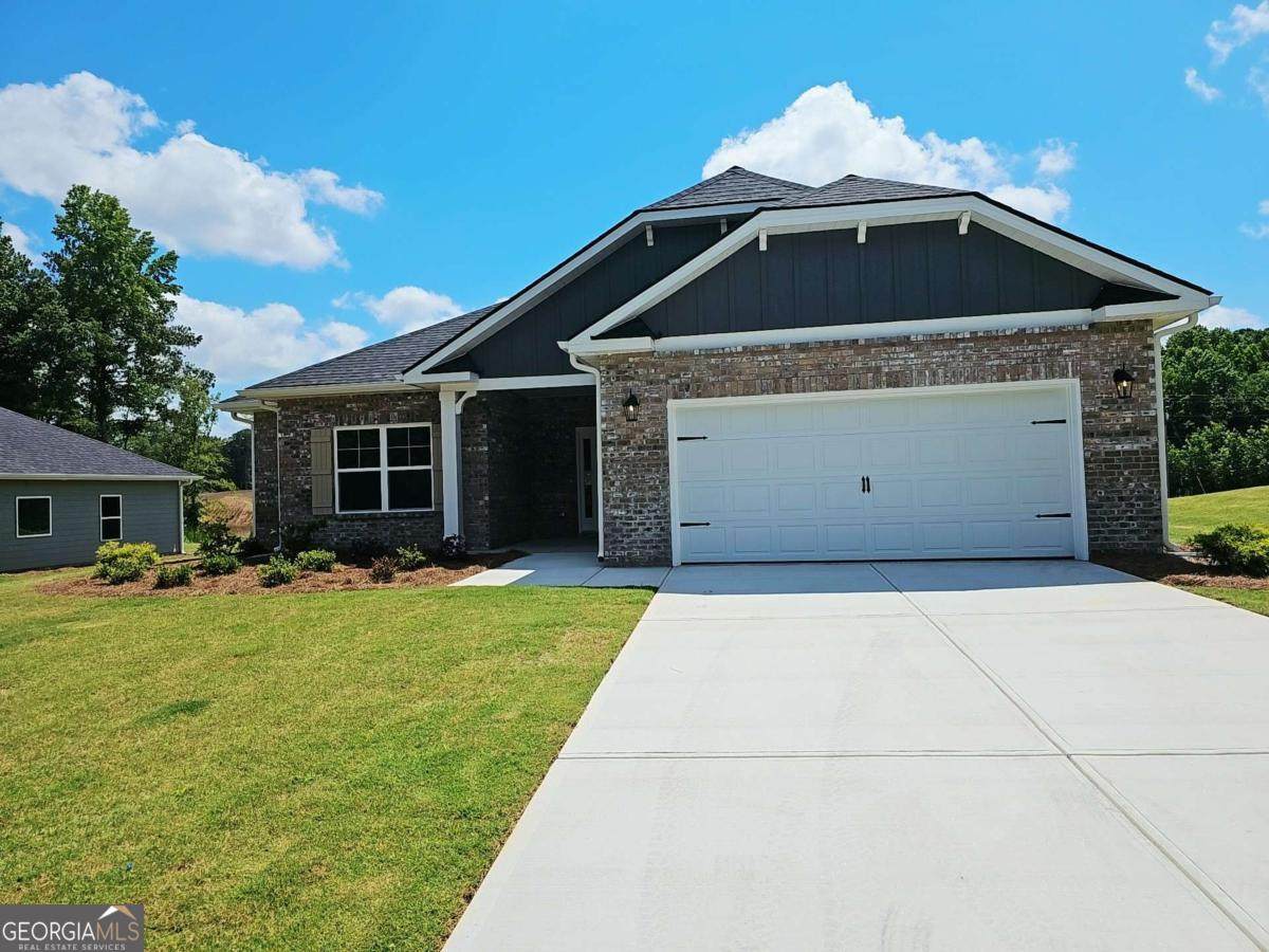325 Angela Avenue - Photo 1