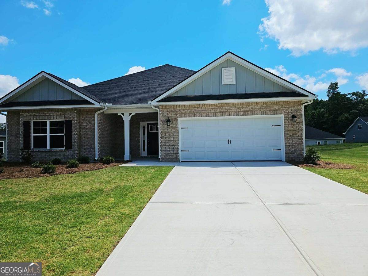 321 Angela Avenue - Photo 1