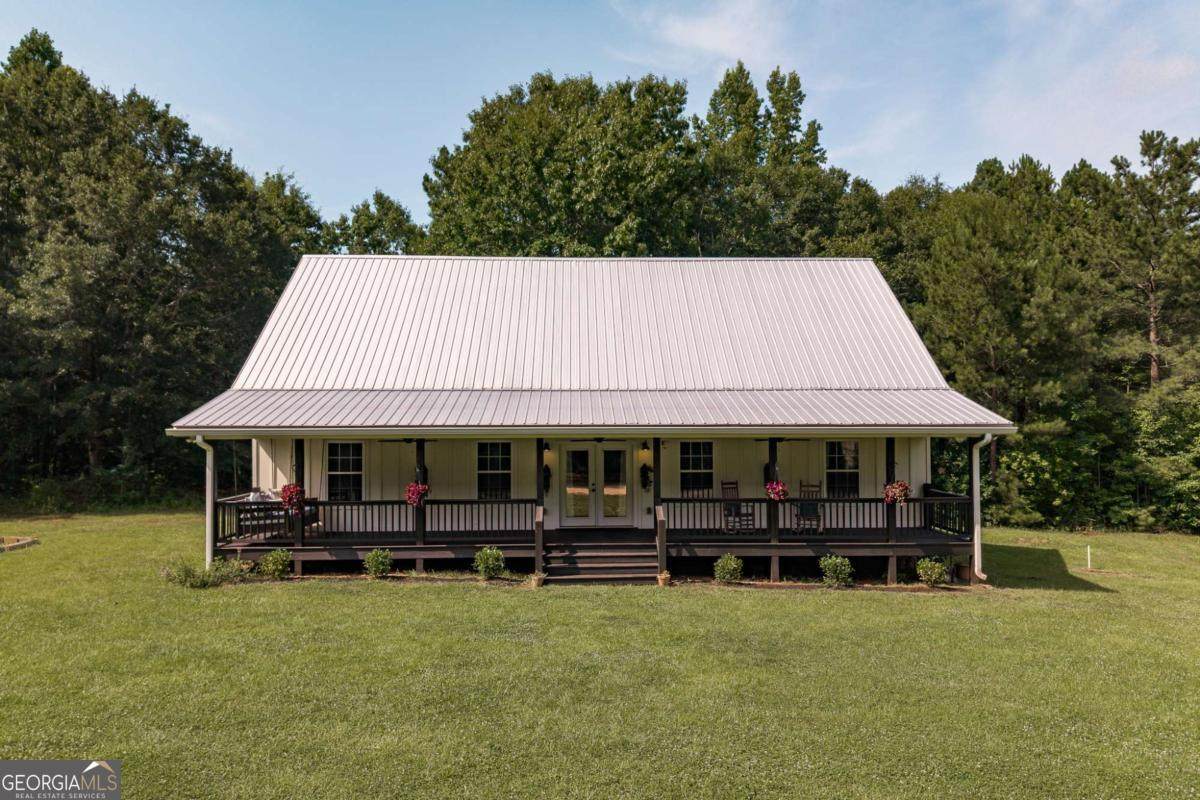 930 James Holcomb Road - Photo 1