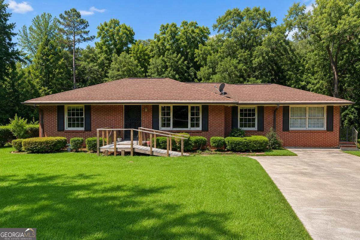 2095 Lilac Lane - Photo 1