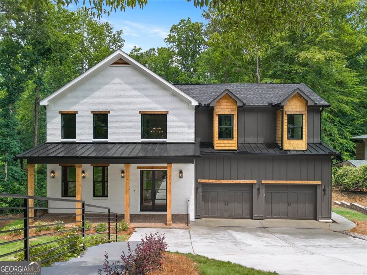 132 Lakeshore Drive - Photo 1