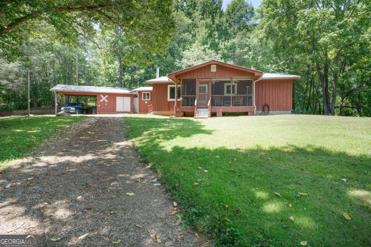 132 Mockingbird Lane - Photo 1