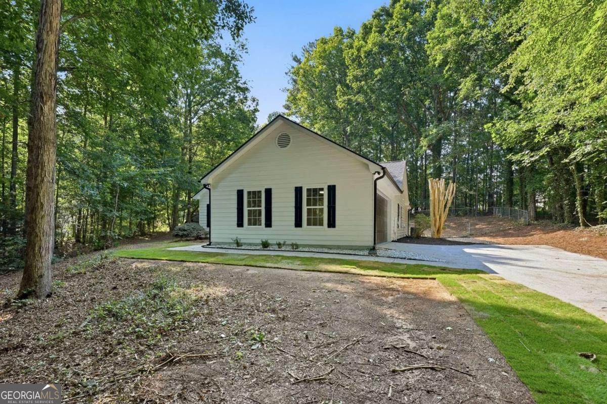 1994 Atha Woods Drive - Photo 1