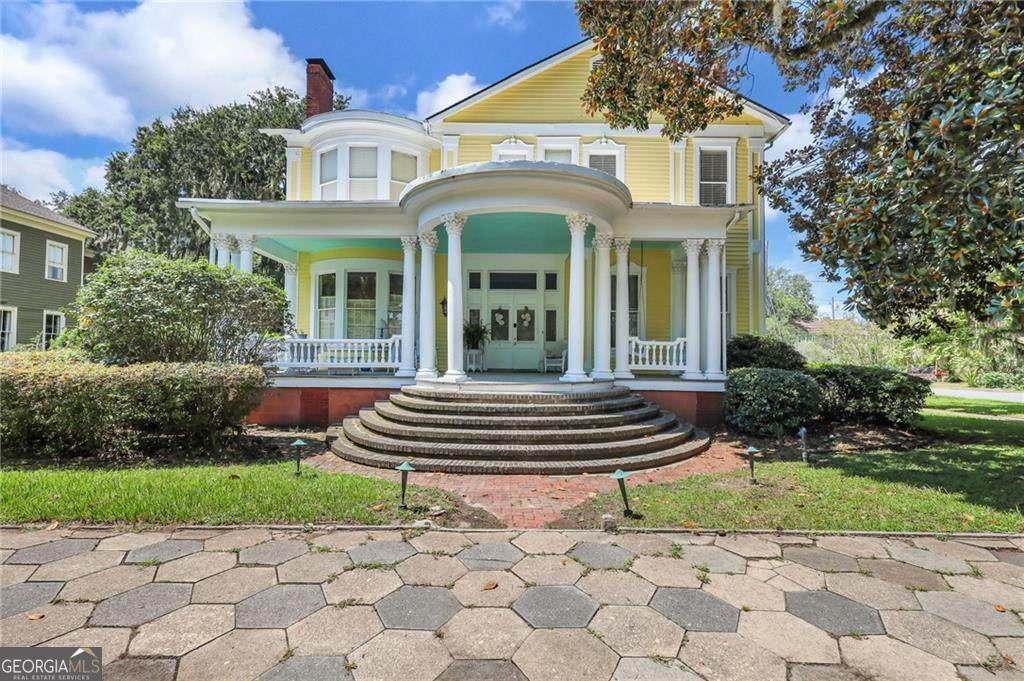 827 Union Street - Photo 1