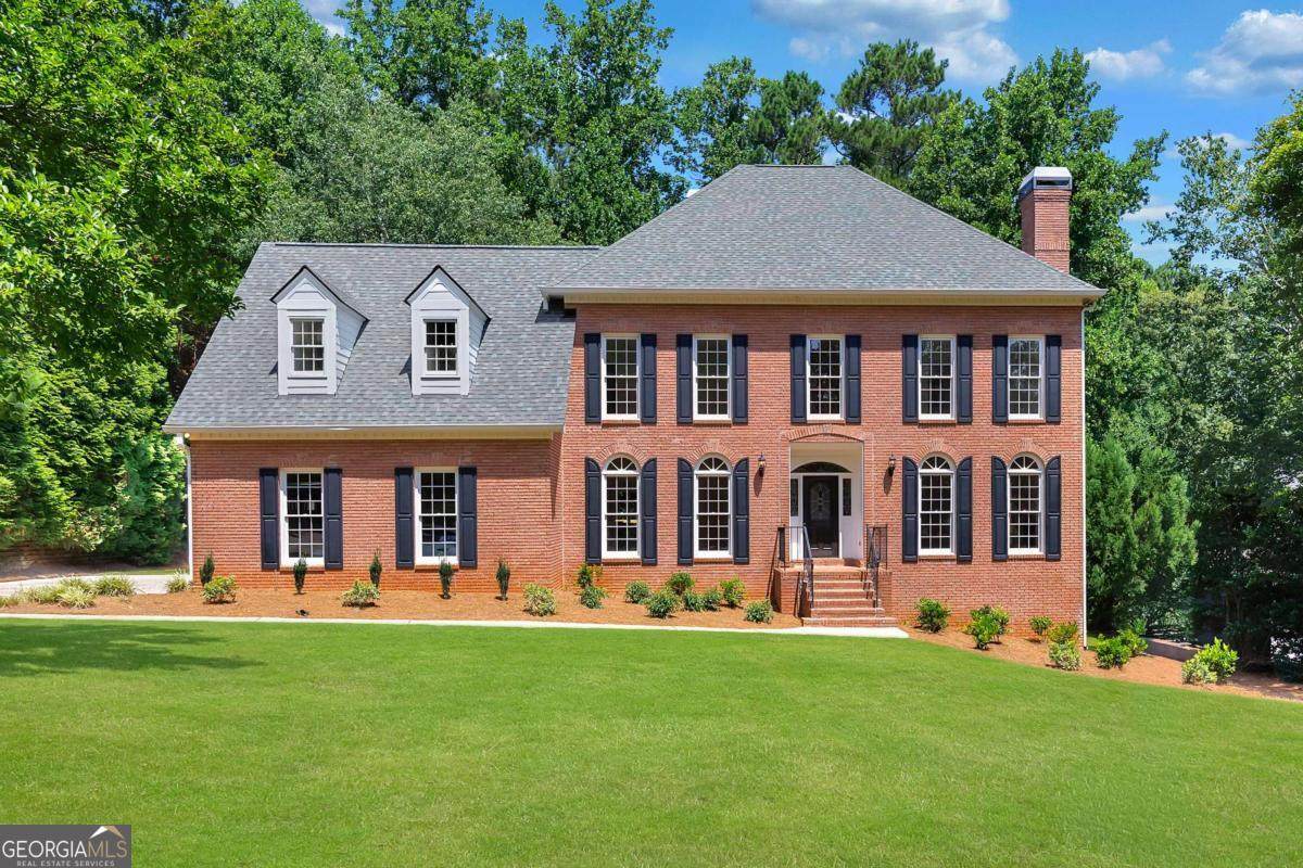 235 Plantation Way - Photo 1
