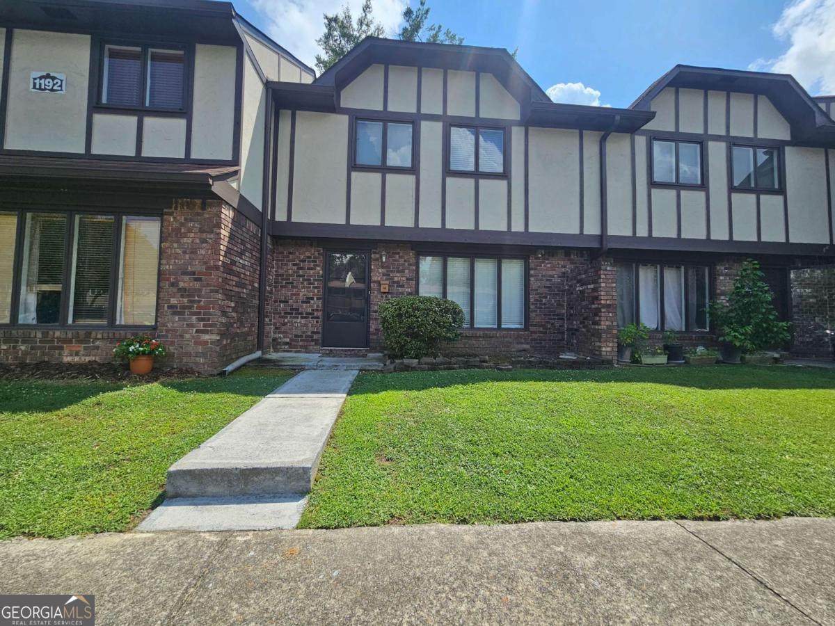 1192 Ashborough Drive - Photo 1