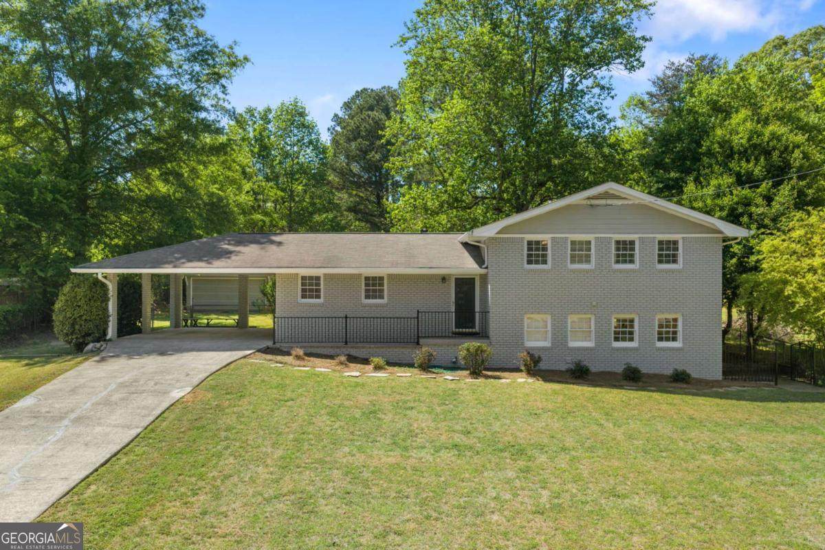 641 Gordon Combs Road - Photo 1