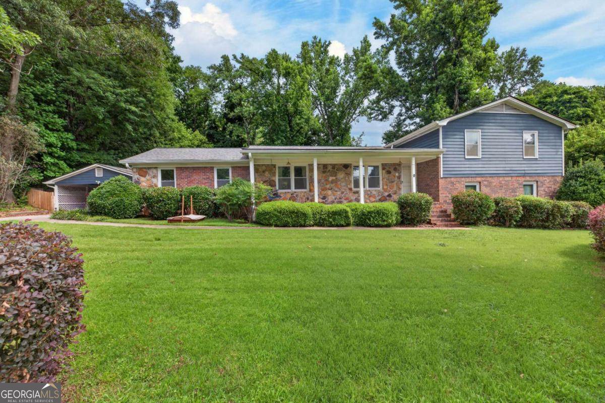 213 Ponderosa Drive - Photo 1