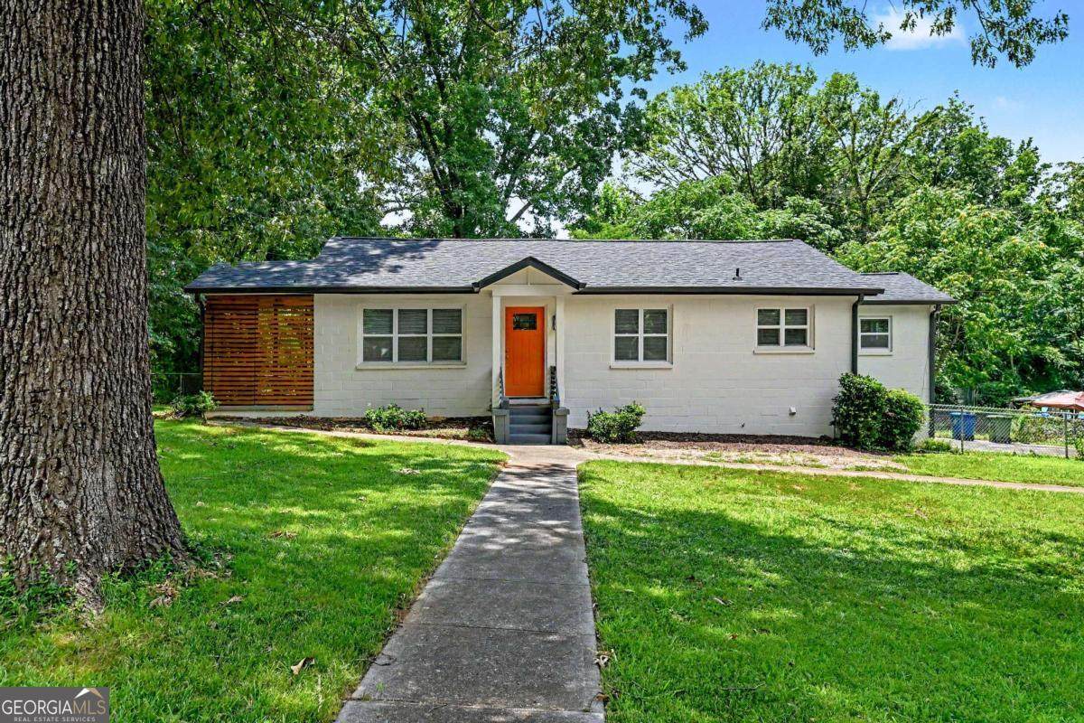 1724 Leslie Avenue - Photo 1
