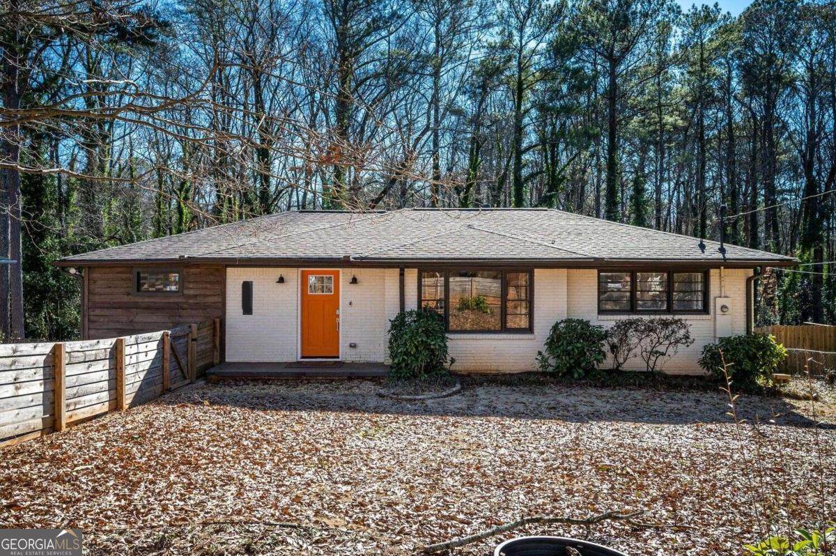 2411 Fair Lane - Photo 1