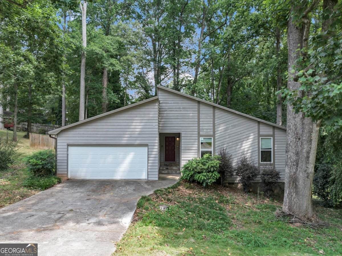 5065 Carole Place - Photo 1