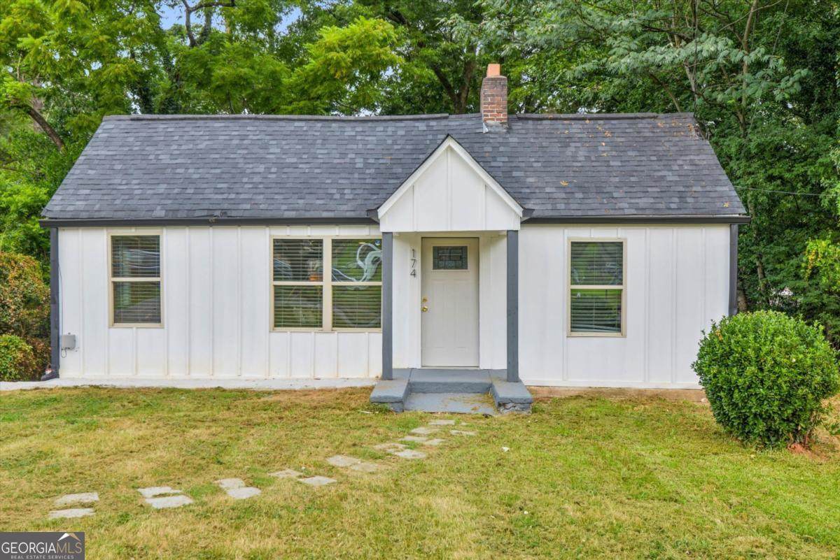 174 Howard Street - Photo 1
