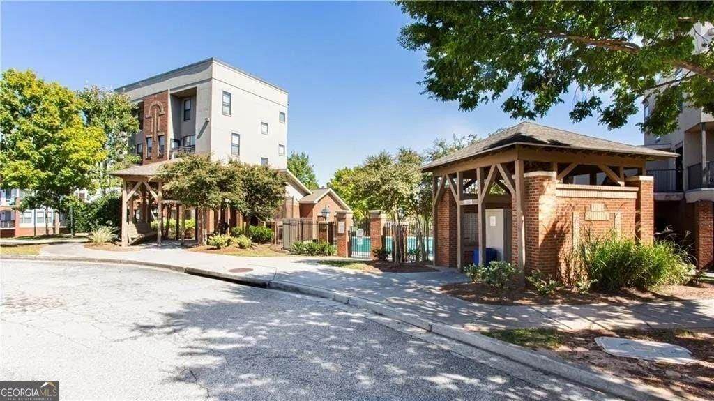 898 Oak Street - Photo 1