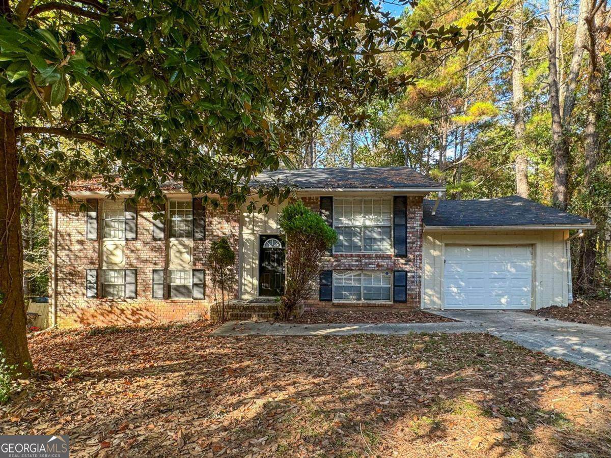 4715 Greenbriar Trail - Photo 1