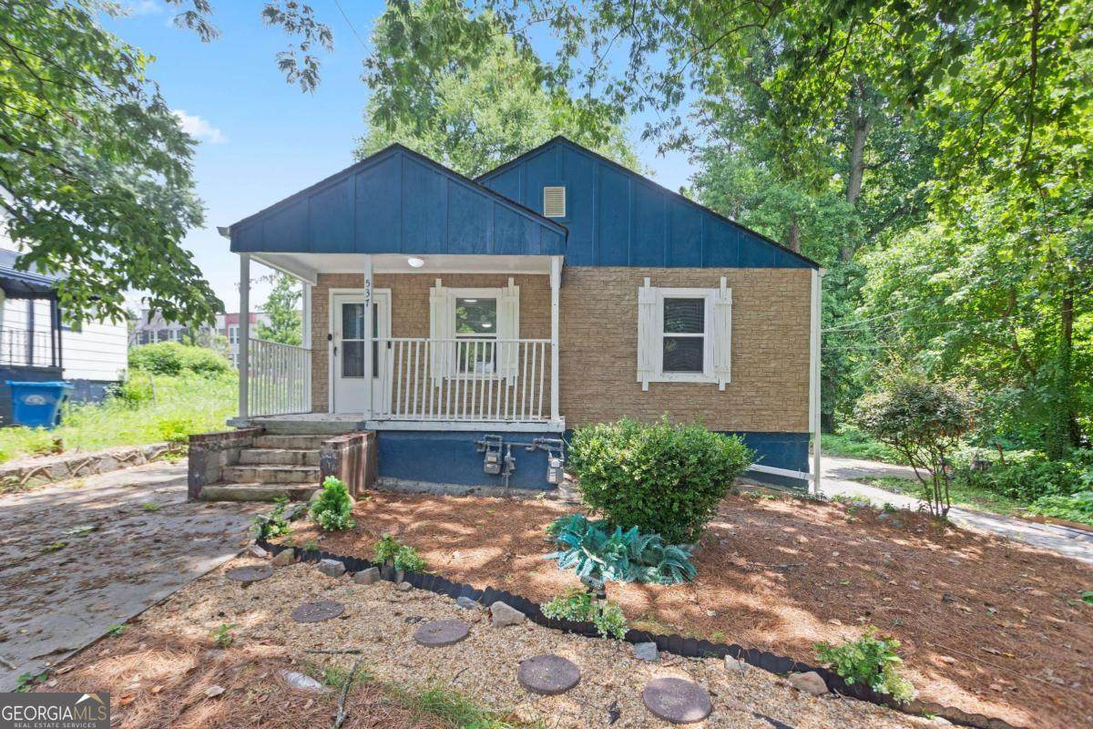 537 Lake Avenue - Photo 1