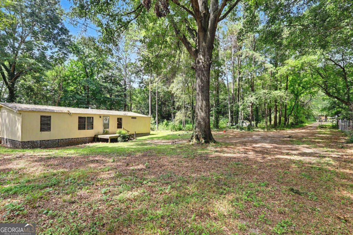 226 Adams Avenue - Photo 1
