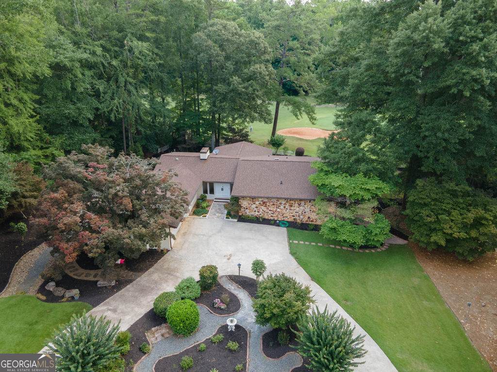 512 Golf View Drive - Photo 1
