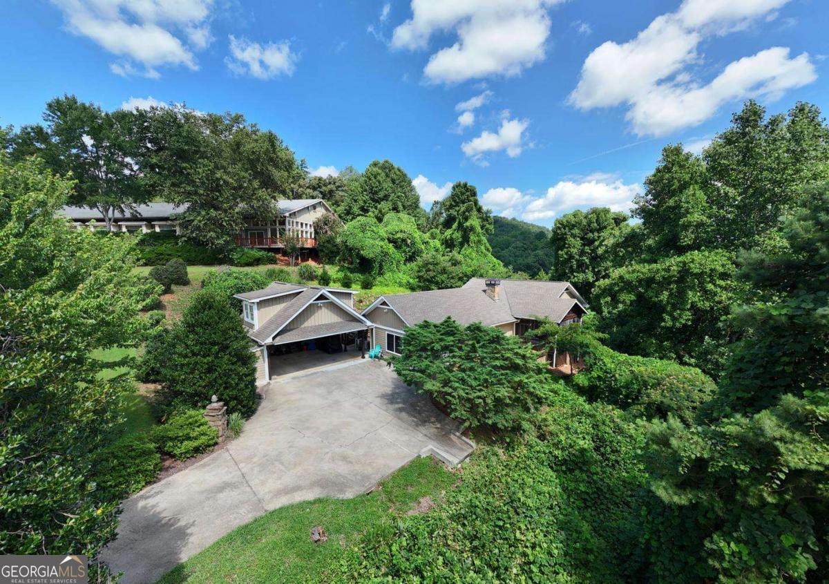 228 Country Club Drive - Photo 1