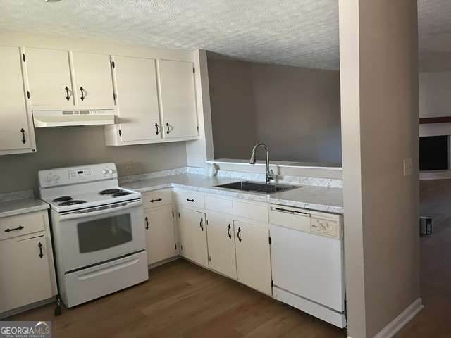 1290 Knoll Court - Photo 1