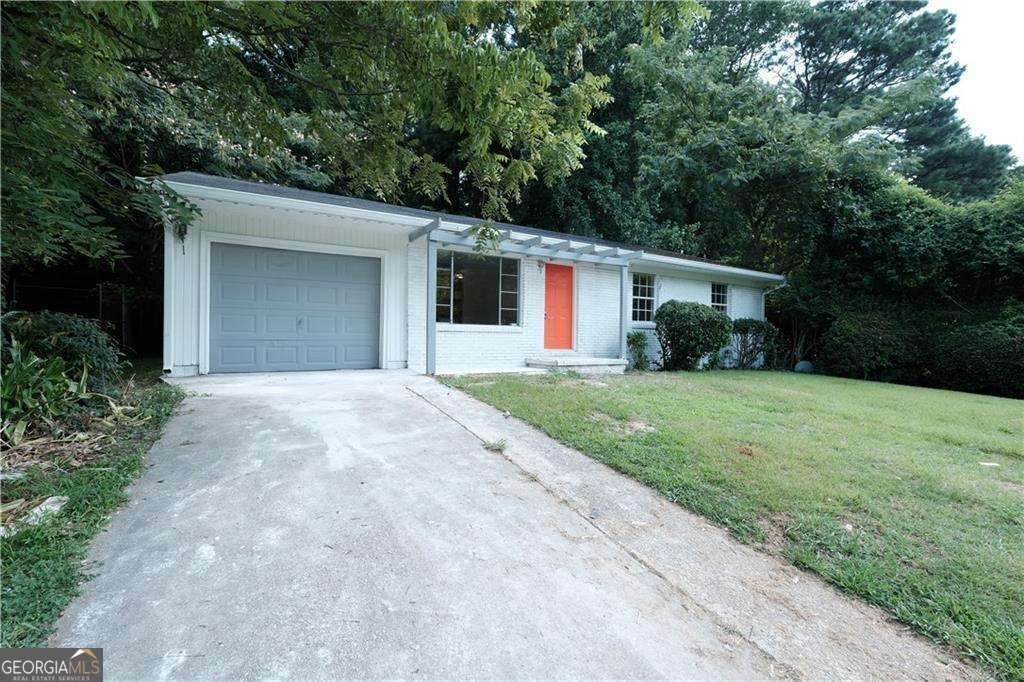 85 Delmoor Drive - Photo 1