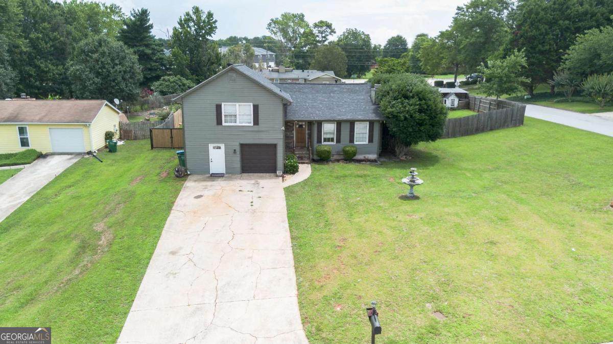 3802 Saddle Ridge Drive - Photo 1