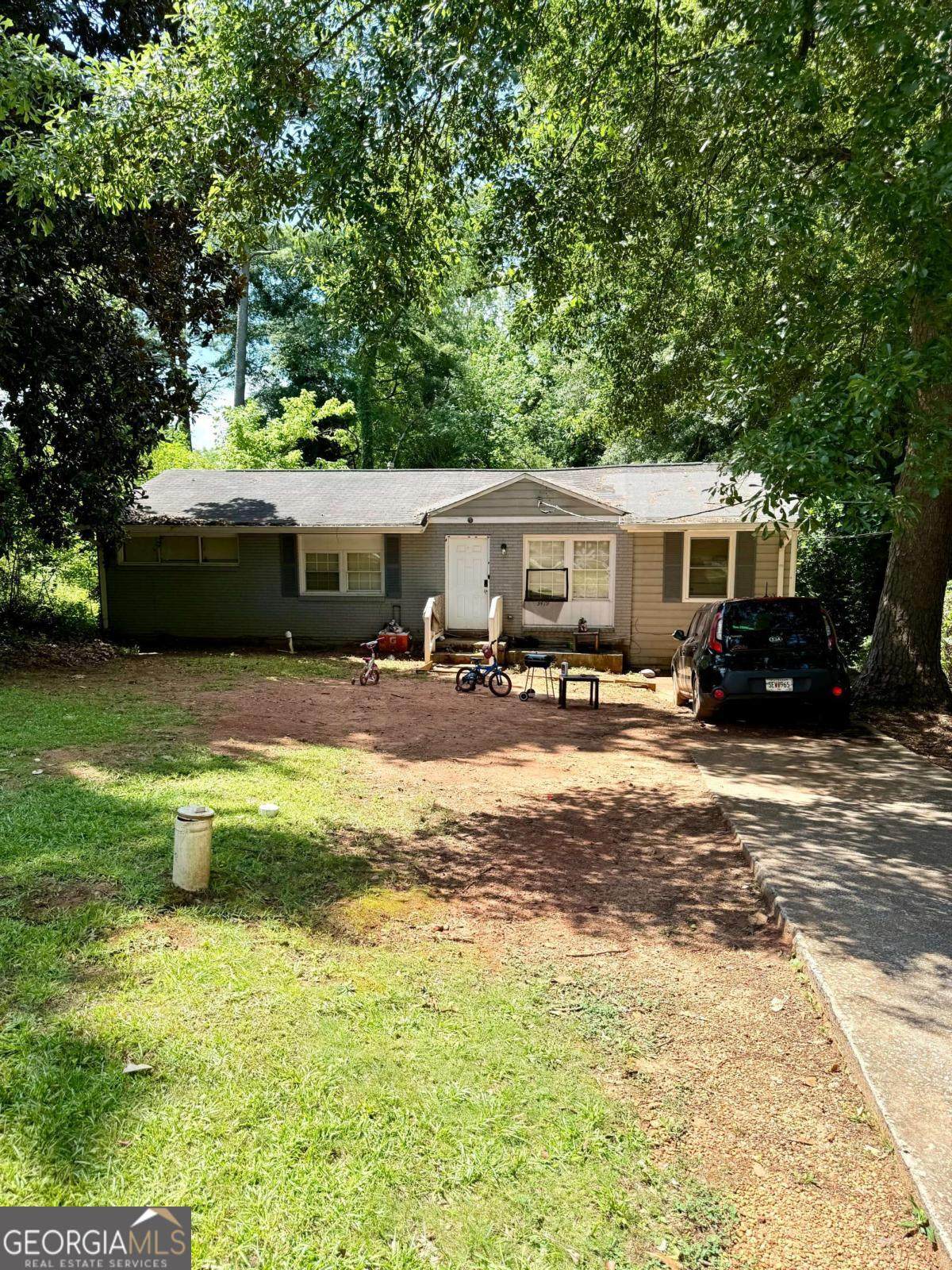 3419 Pinehill Drive - Photo 1