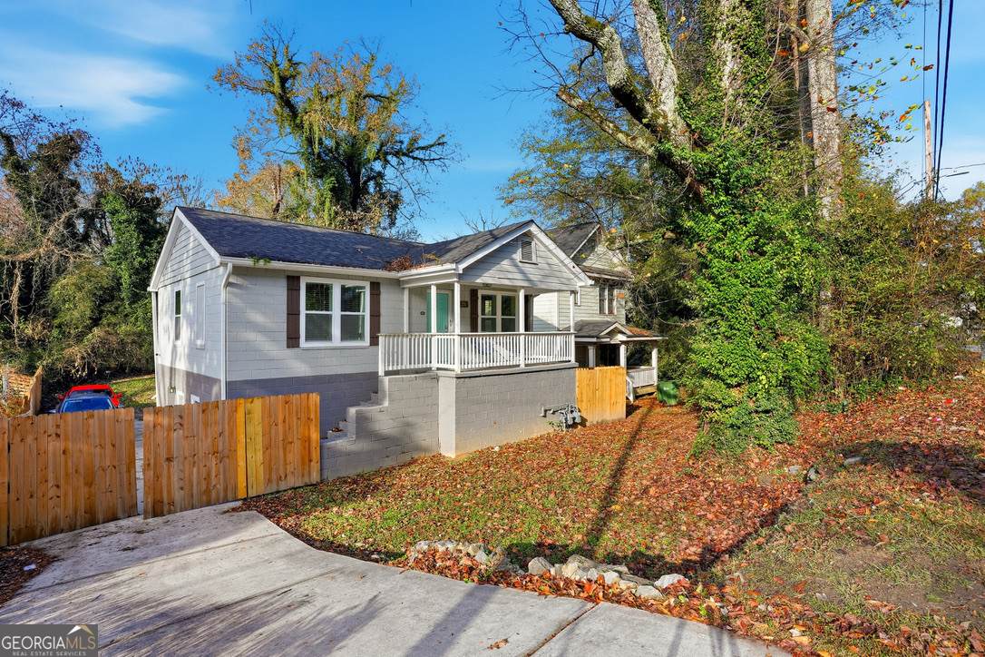 238 Anderson Avenue - Photo 1