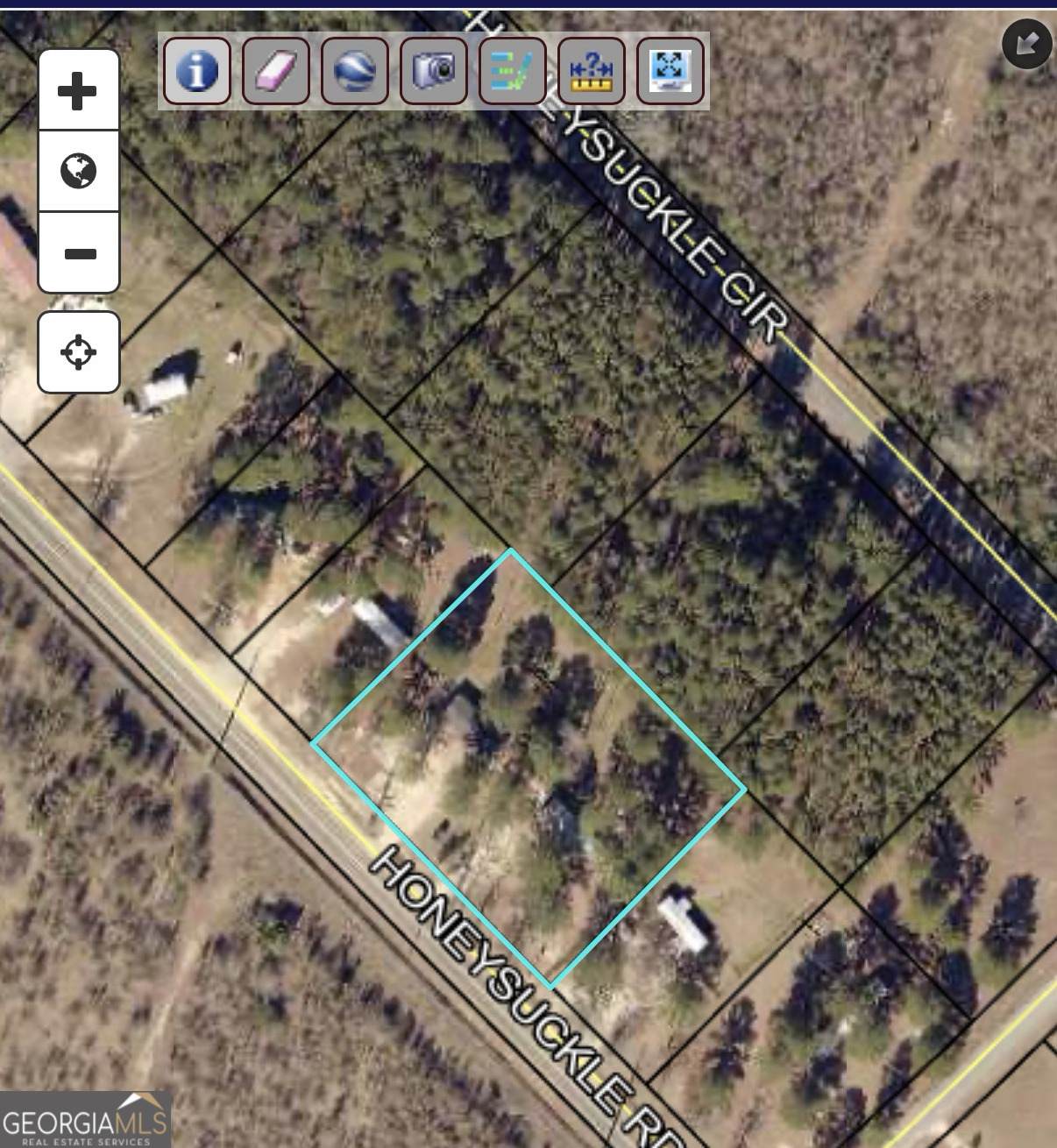 1033 Honeysuckle Road - Photo 1
