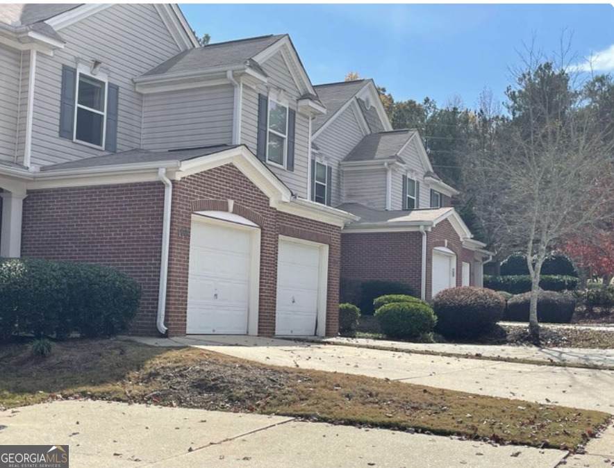 106 Ellis Drive - Photo 1
