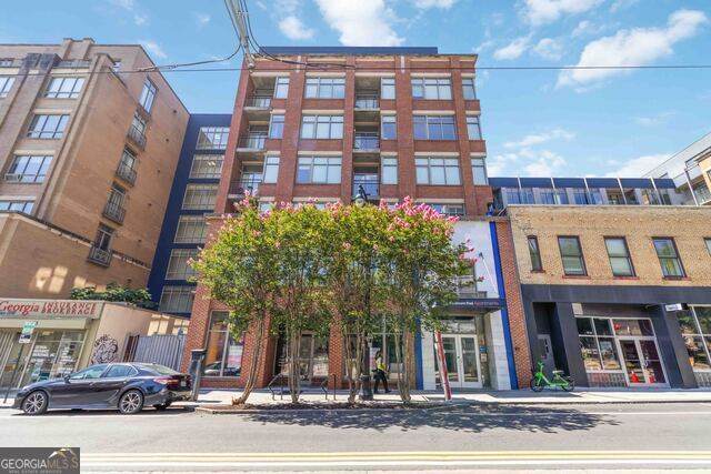 171 Auburn Avenue - Photo 1
