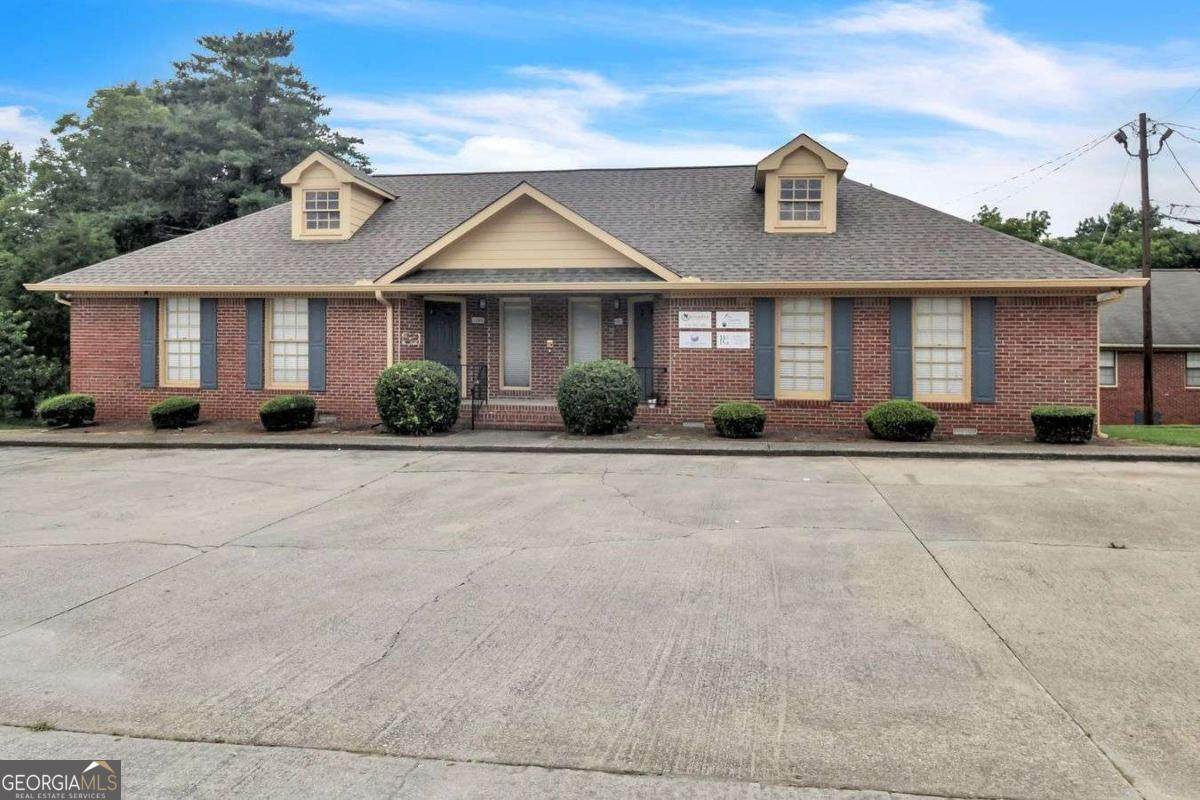 1281 Parker Rd, Conyers, GA 30094