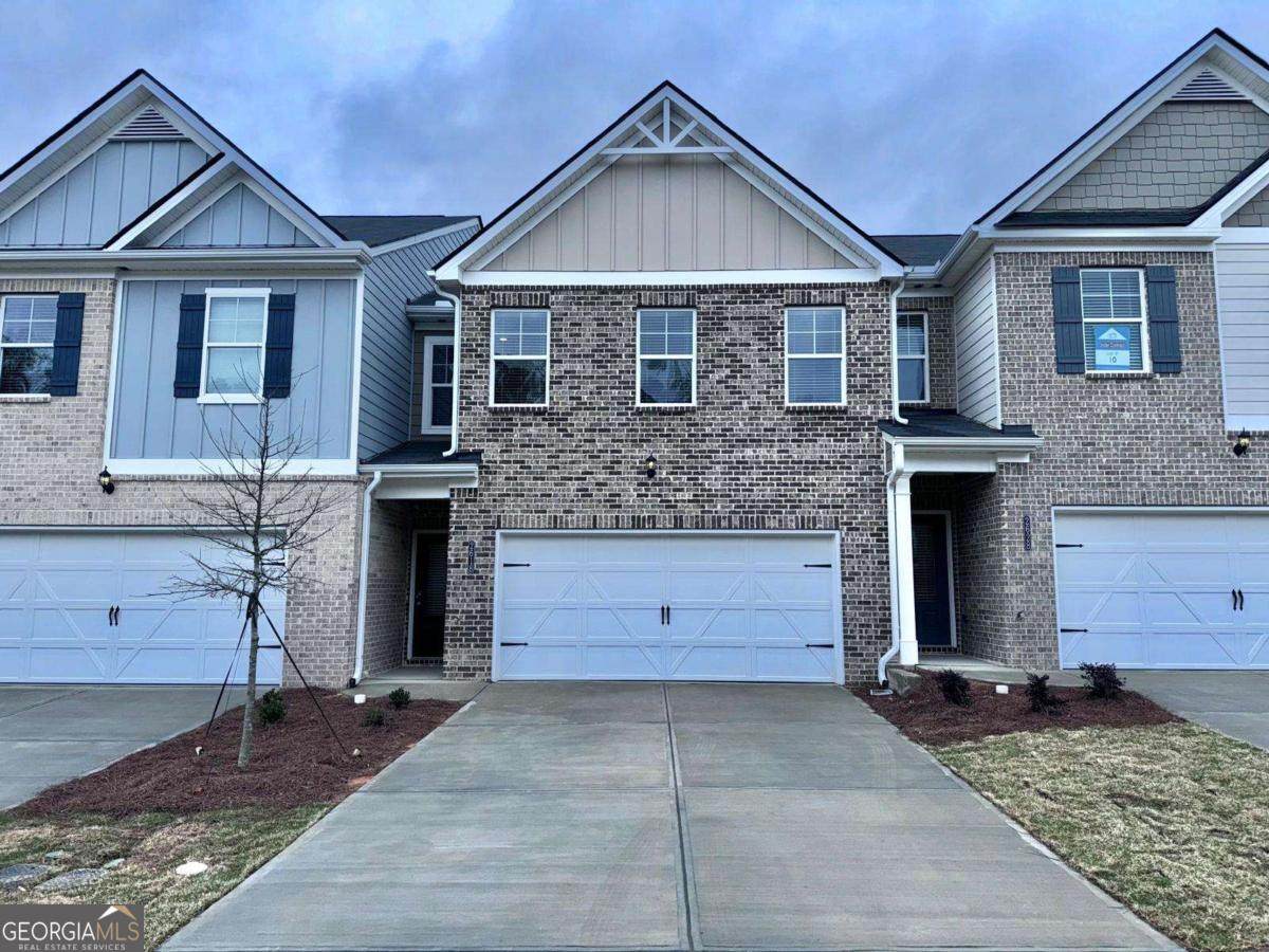 2618 Swan Lake Drive - Photo 1