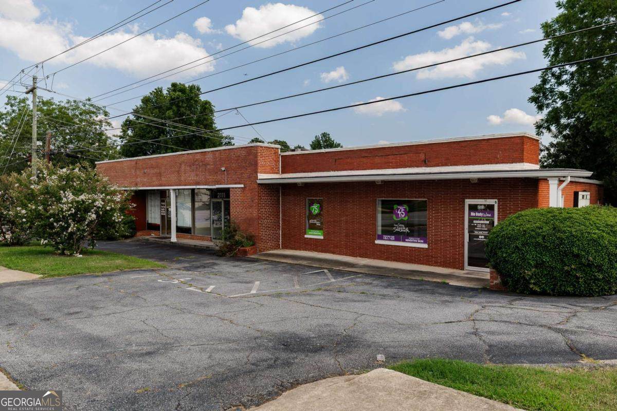 2109 Broad Street - Photo 1