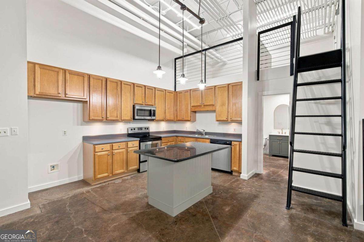 174 Chester Avenue - Photo 1