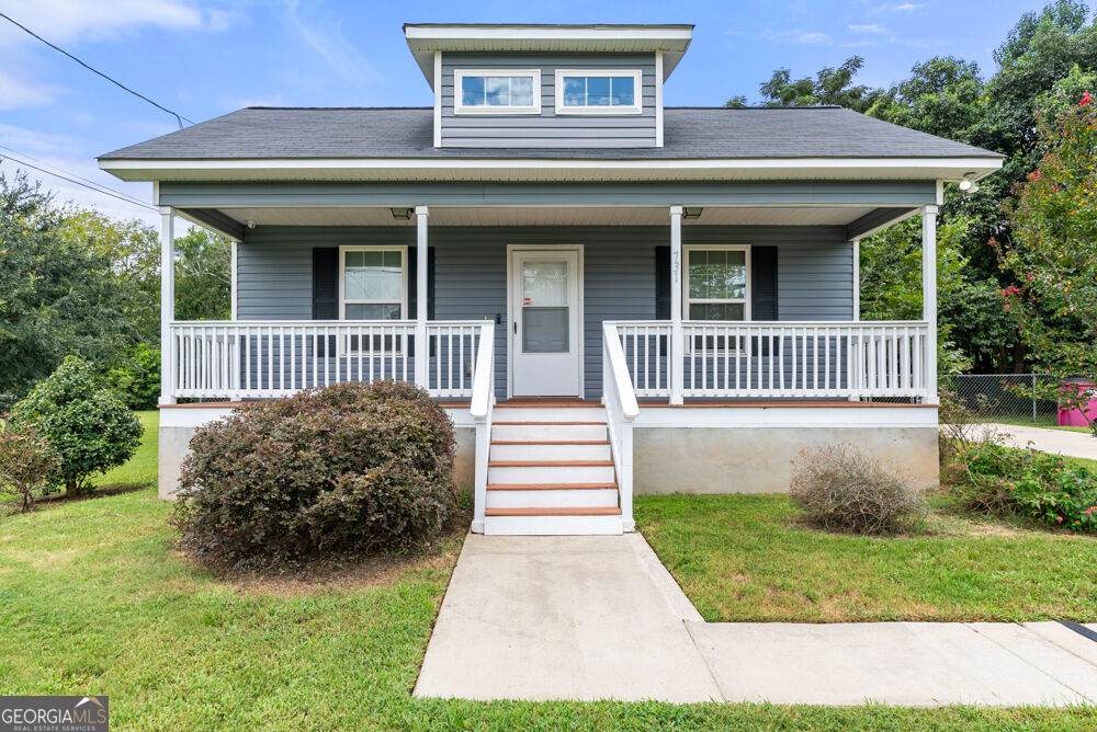 731 Shi Place - Photo 1