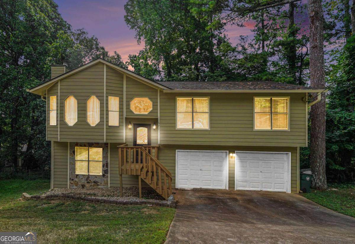 671 Pepperwood Trail - Photo 1