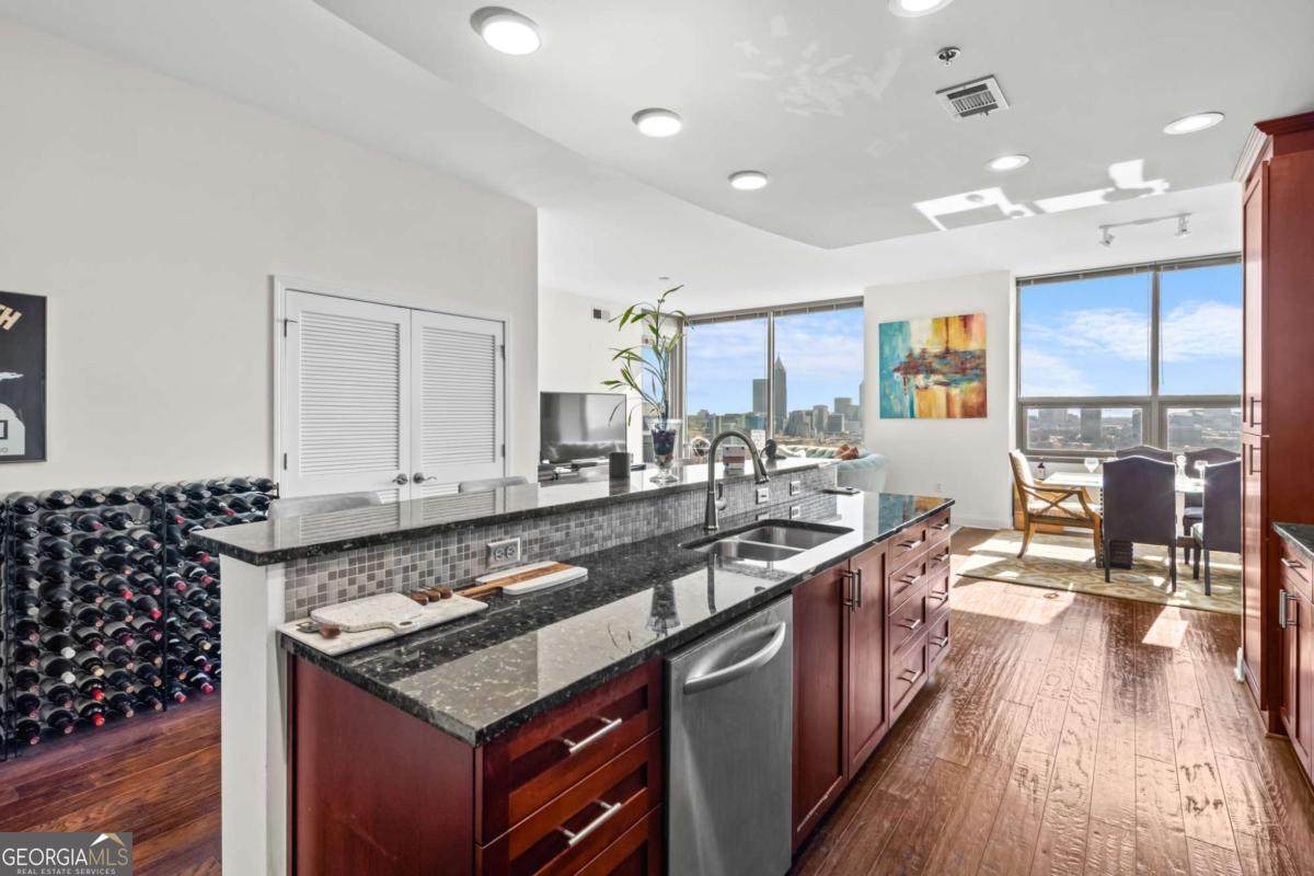 270 17th Street - Photo 1