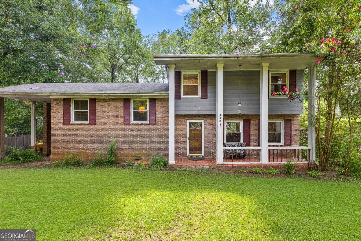 3303 Kilarney Court - Photo 1