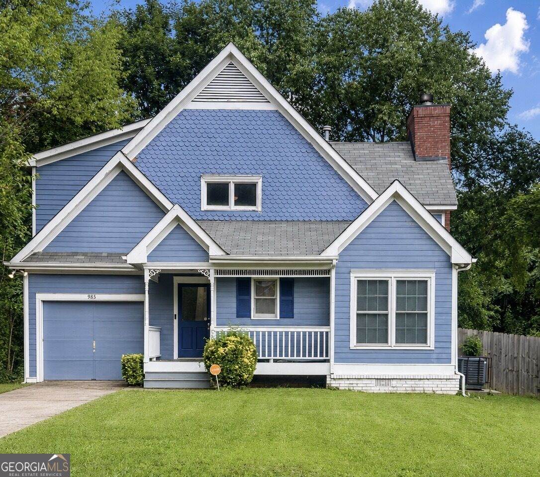 985 Oak Street - Photo 1