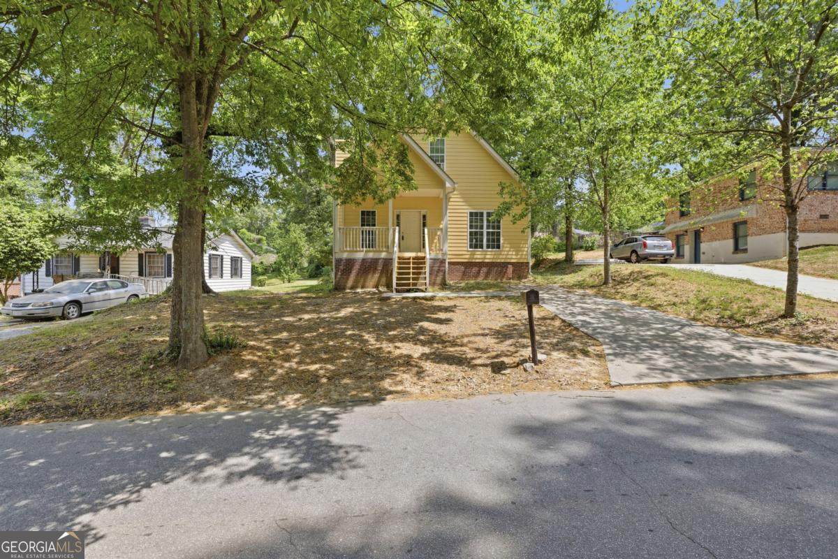 845 Mildred Place - Photo 1